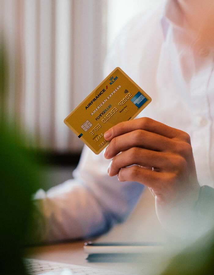 Someone Asks "What's The Biggest Waste Of Money?" And 30 People Don't Hold Back