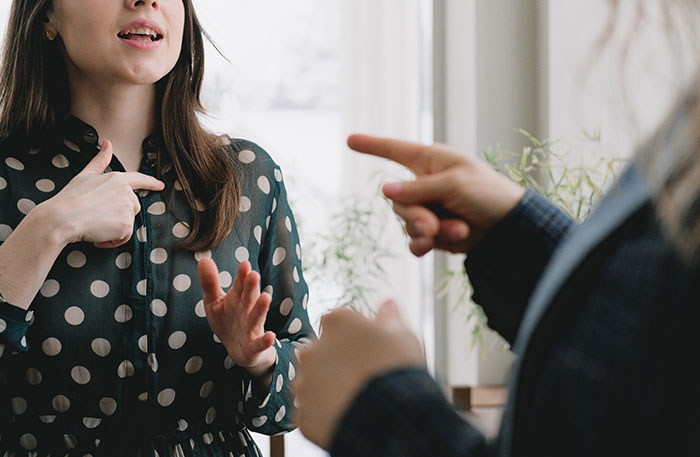 35 People That Did Such Horrid Things Their Closest Friends Just Had To End Their Friendship