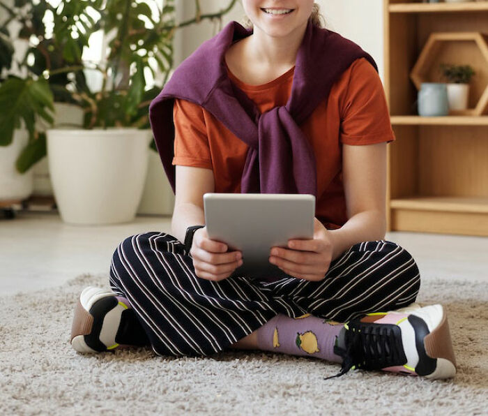 “She Faked The Whole Pregnancy”: 45 People Share Dark Secrets They Know About Other People That Could Ruin Their Lives