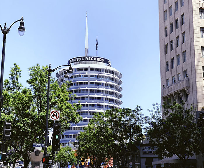 48 Random Fun Facts About Hollywood And Celebrities That You Might Not Know