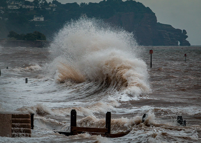 Someone Asked People To Share "Real But Crazy Facts That Could Save Your Life" And Here Are 30 Of The Most Helpful