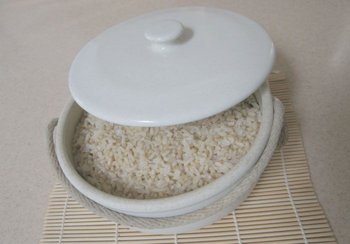 Cook Maliciously Complies With Manager’s Demand To “Keep Rinsing The Rice Until The Water Runs Clear”