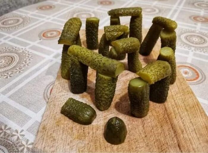 Balkan Stonehenge. Picklehenge