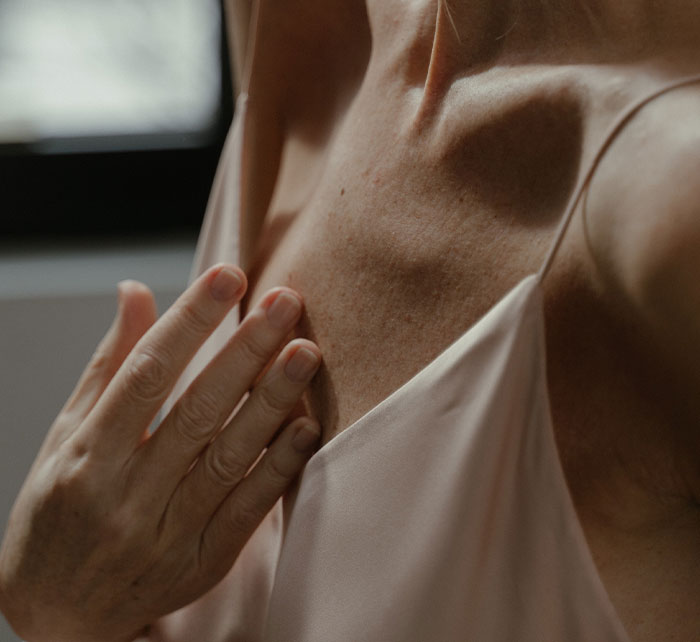 "Started Forgetting Words": 30 People Share Early Signs Of Cancer To Look Out For