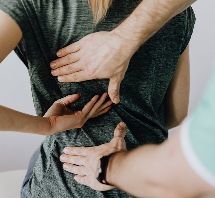 "Started Forgetting Words": 30 People Share Early Signs Of Cancer To Look Out For