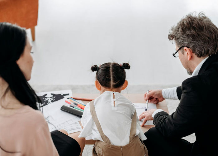 Americans Are Sharing Things They Wish The US Would Learn From Other Countries, And Here Are 30 Insightful Answers