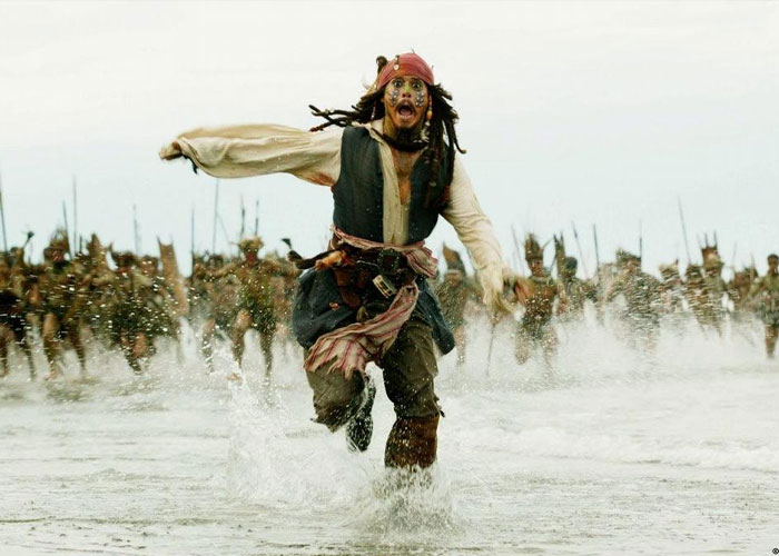 “What Is The Weirdest Rule You Had To Follow While A Guest At Someone’s House?” (40 Answers)