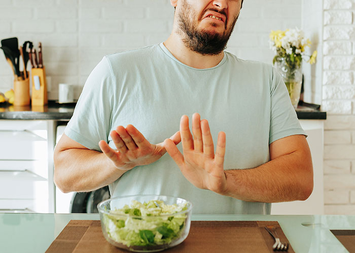 “If I Don’t Feed Him, He Literally Won’t Eat”: The Internet Is Shook At The Level Of Babying This Woman’s Husband Requires “If I Don’t Feed Him, He Literally Won’t Eat”: The Internet Is Shook At The Level Of Babying This Woman’s Husband Requires