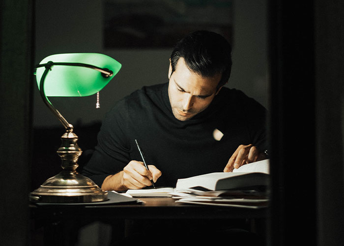 The “Never Meet Your Heroes” Rule is Still Valid! These 30 Folks Tell You Why!