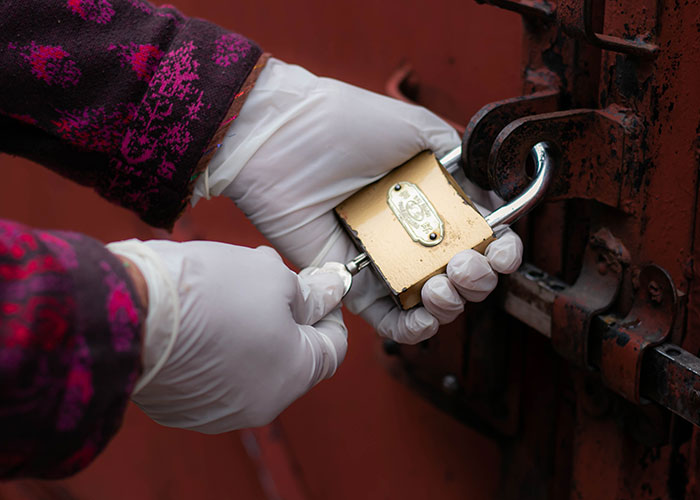 30 People Share The Worst And Craziest First Day At Work They Had