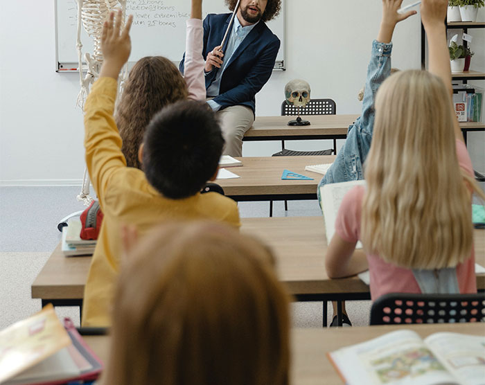 “Oh, I’m Replaceable?”: Teacher Takes Vice Principal At Their Word And Quits During An Education Shortage “Oh, I’m Replaceable?”: Teacher Takes Vice Principal At Their Word And Quits During An Education Shortage