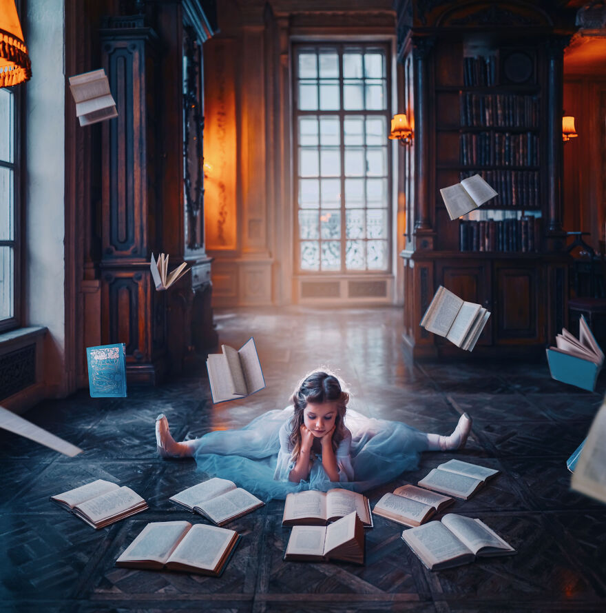 Cafe Pushkin, Model: Evangelina Melnikova