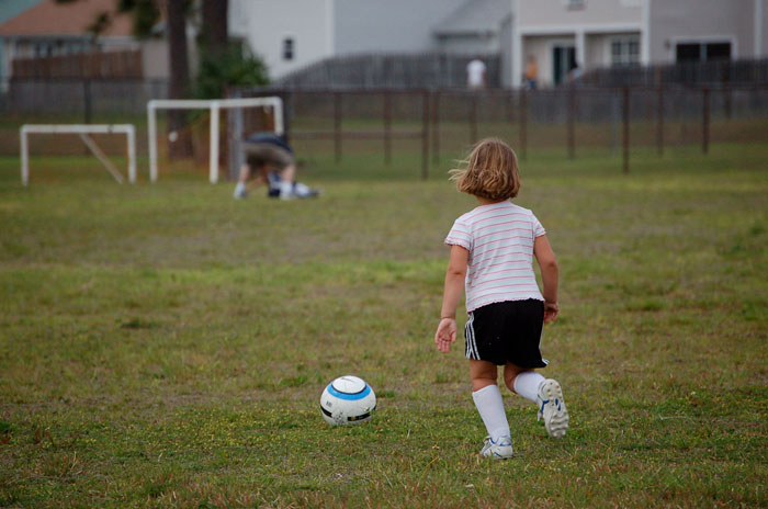 Woman Gets Her Sweet Revenge After Random Family Decided To Have A Picnic On Her Front Lawn And Refused To Leave Woman Gets Her Sweet Revenge After Random Family Decided To Have A Picnic On Her Front Lawn And Refused To Leave