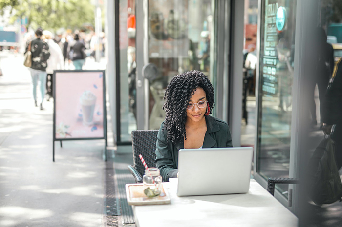 &ldquo;I Let Most Things Slide. Not Today&rdquo;: Caf&eacute; Manager Runs Out Of Patience With Aggravating Karen, Blocks All Wi-Fi Access For Her Device
