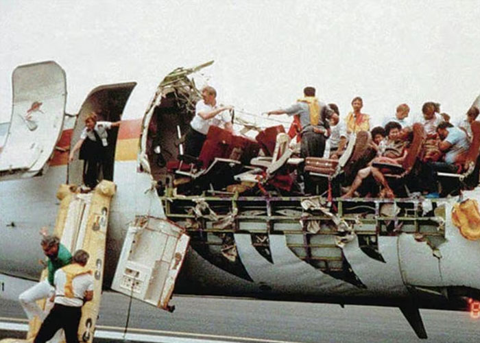 "What Are Some Events In Recorded History That Are Extremely Hard To Believe, But Without A Doubt Actually Happened?" (40 Pics)