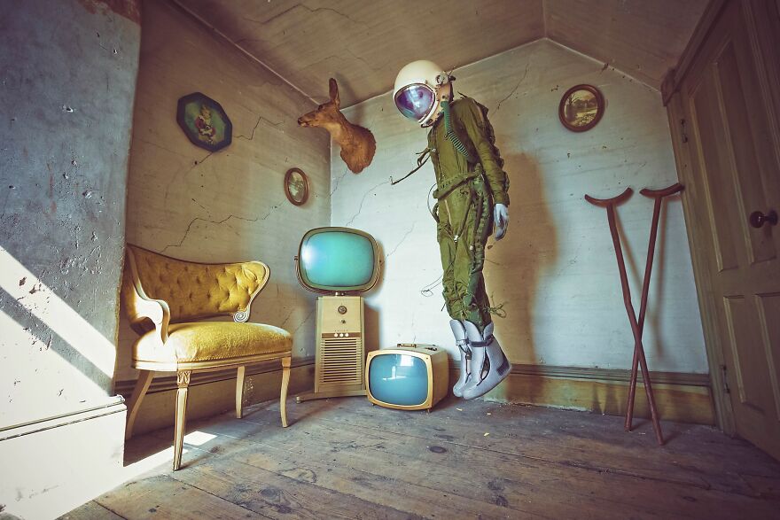 Photographer Uses Astronauts To Weave Fantastical Visual Stories