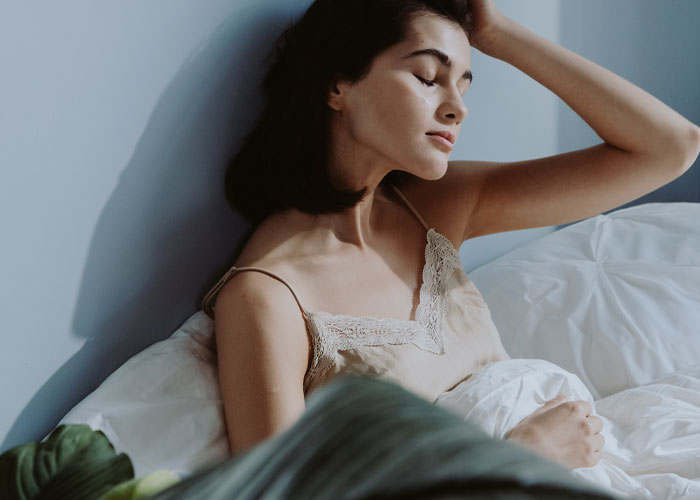 "I Have Most Of My Day Done By 8AM": 30 People Explain Why They Wake Up At 5AM