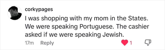 American-Tourists-Doing-Embarrassing-Things