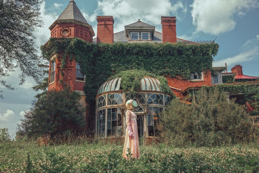 Photographer Uses Astronauts To Weave Fantastical Visual Stories