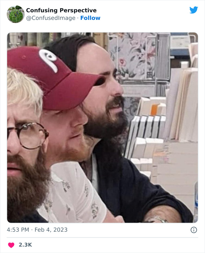 Optical-Illusion-Pics-Confusing-Perspective