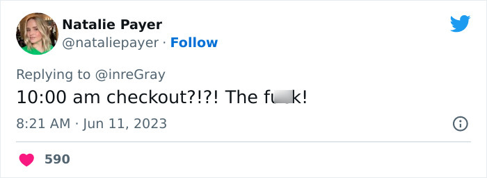 Airbnb Host Tries Gaslighting Guest About Their Pet Policy To Extract More Money, Blames It On A 'Glitch' After Being Proven Wrong