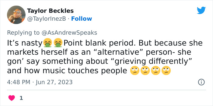 Pink&rsquo;s Fan Throws Late Mother&rsquo;s Ashes At Singer During Concert, She Responds