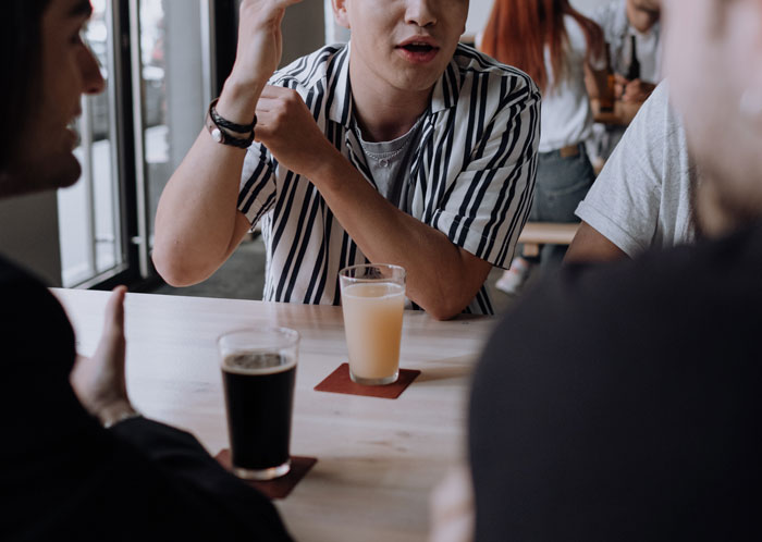 Man “Fights Fire With Fire” To Get Transphobe Kicked Out From A Bar Man “Fights Fire With Fire” To Get Transphobe Kicked Out From A Bar