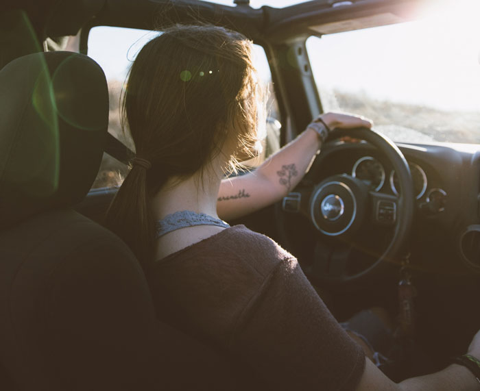 "She Was Just Trying To Clean Out The Extra Milk In Her Mouth": Newborn 'Defends' Mom Being Told Off For Public Breastfeeding