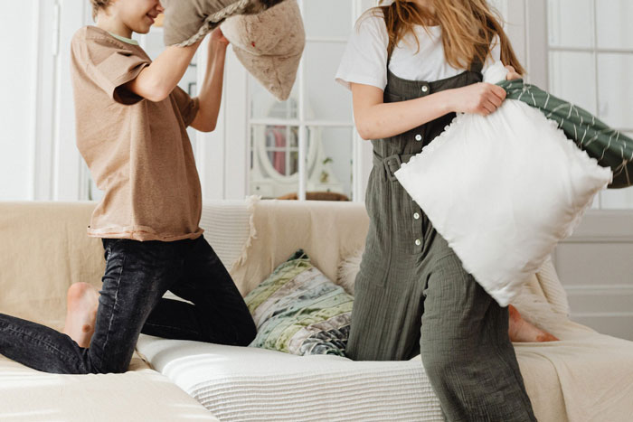 Dad Uses His Kids As Props To Make A Point To His Father That He Was Always Emotionally Distant, Upsetting Everyone