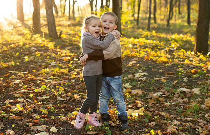 Couple Decide To Use Their Pets To Fill Out Roles In Their Wedding, SIL Is Angry They Didn't Include Her "Rainbow" Kids Instead