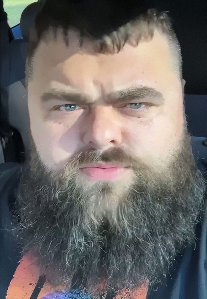 &ldquo;Sir, We&rsquo;re Closing In Five Minutes&rdquo;: Entitled Customer Demands Store Be Kept Open, So Worker Maliciously Complies