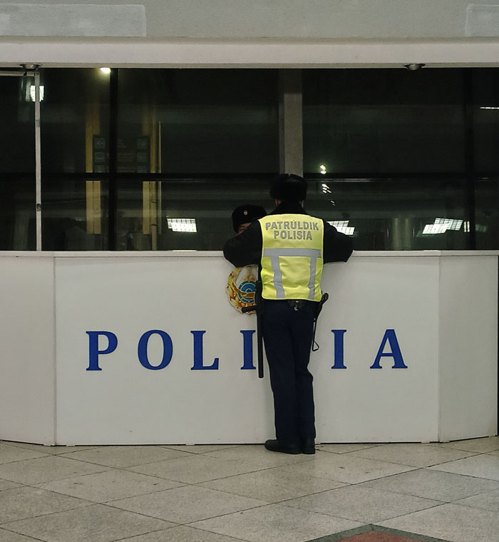 Usually Chill Manager Absolutely Livid With Rage After Terrible Employee Steals $15k Out Of The Workplace&rsquo;s Safe