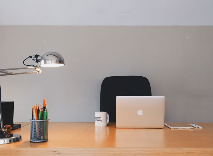 Woman Shuts Down Boss&rsquo;s Curiosity About Her Outstanding Workload After He Denied Her 2-Week Notice And Fired Her On The Spot