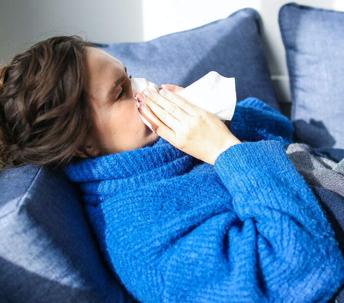 Women Share How They Realized Their Partner Didn't Even Like Them In This Excruciating Online Thread