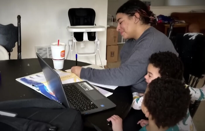 The Ultimate Act Of Kindness Of NICU Nurse Who Adopted 14-Year-Old Mother And Her Triplets The Ultimate Act Of Kindness Of NICU Nurse Who Adopted 14-Year-Old Mother And Her Triplets