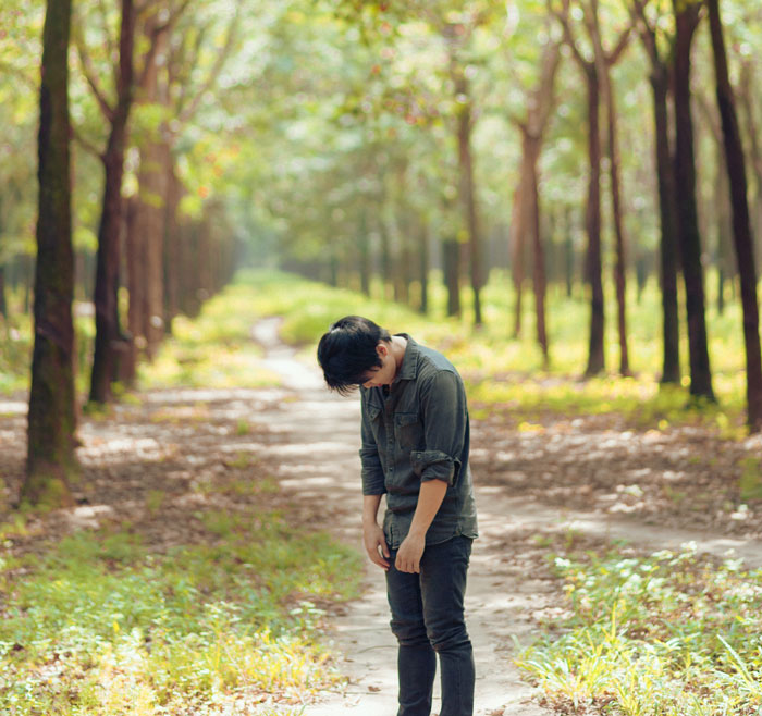 Man Feels Betrayed As Spouse Attends Funeral Instead Of Letting Him Take A Break From Parenting On Father's Day, Gets Called A Jerk Man Feels Betrayed As Spouse Attends Funeral Instead Of Letting Him Take A Break From Parenting On Father's Day, Gets Called A Jerk