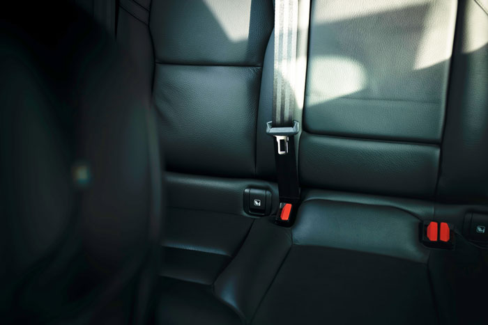 Woman Rages At Friend For Ignoring Her Trauma And Trying To Get Her To Put Her Seatbelt On Woman Rages At Friend For Ignoring Her Trauma And Trying To Get Her To Put Her Seatbelt On