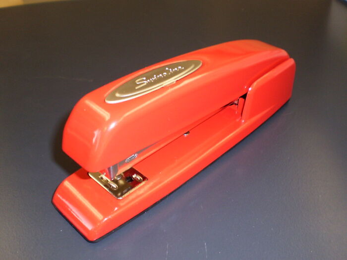 “What Is The Smallest Amount Of Power You've Seen Go To Someone's Head?” (30 Answers)