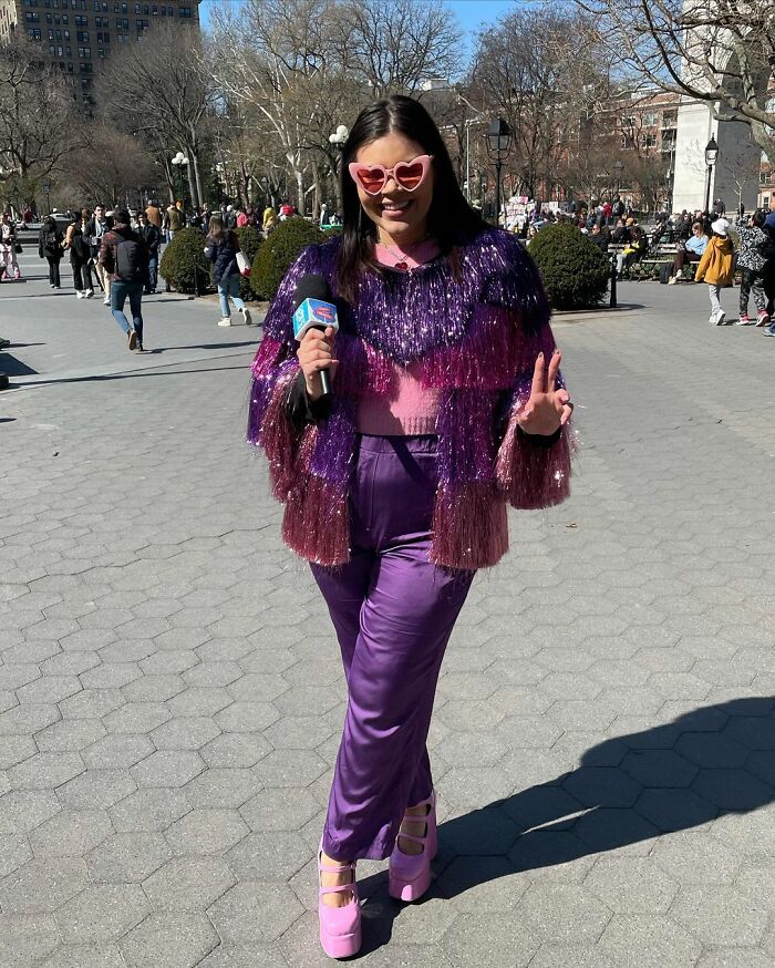 Influencer Gets To Leave Disappointed After Photographers On A Red Carpet Didn&rsquo;t Take Her Picture Despite Her Striking Various Poses