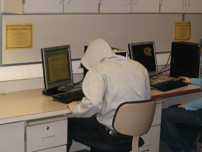 IT Guy Takes Internet Down For The Whole Company As Owners Want Employees To Be 'More Productive'