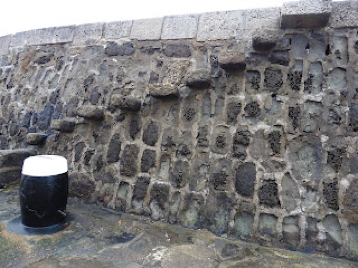 Granny's Teeth On The Cobb, Lyme Regis UK