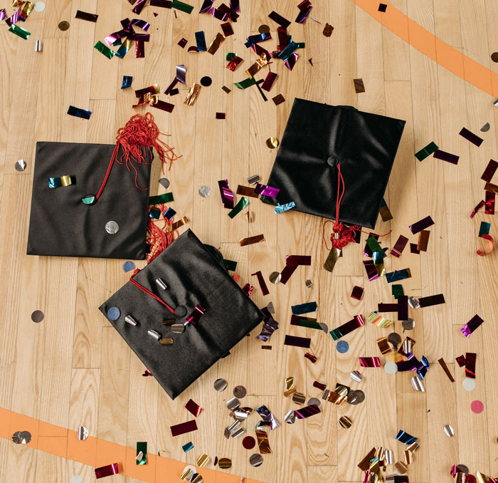 Woman Airs Family&rsquo;s Dirty Laundry After Being Blasted For Not Showing Up To A Graduation Party She Had No Idea About