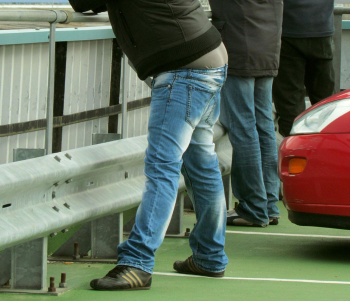 "What Was The Worst Trend That Has Ever Existed?" (30 Replies)