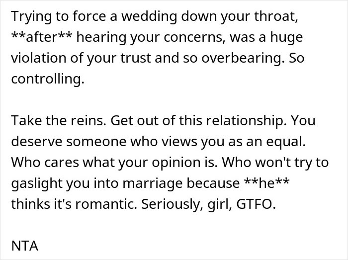 Boyfriend Invites Woman To A Fancy Party, She Realizes It's Actually A Surprise Wedding For Her And Leaves