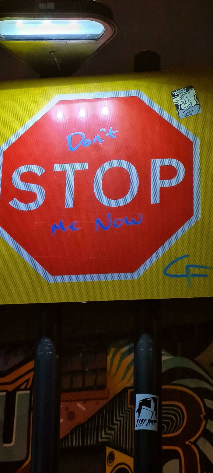 Spotted By Me And A Friend On The Way To The Bus Stop