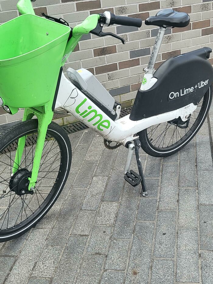 What Do Brits Say When An E-Bike Nearly Runs Them Over?