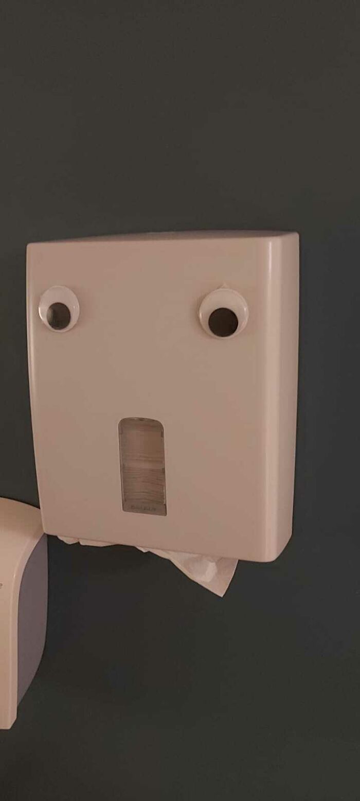 Lo encontré en la clínica oftalmológica