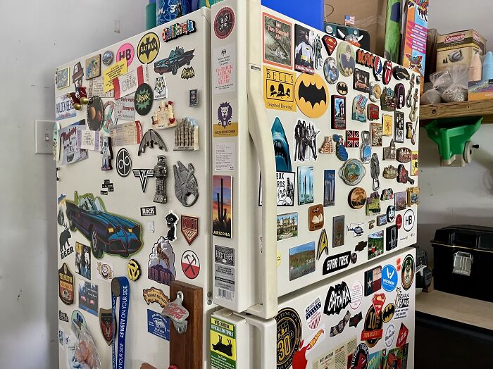 This Sears Kenmore “Coldspot” Refrigerator Has Been Chugging Along Since 2004