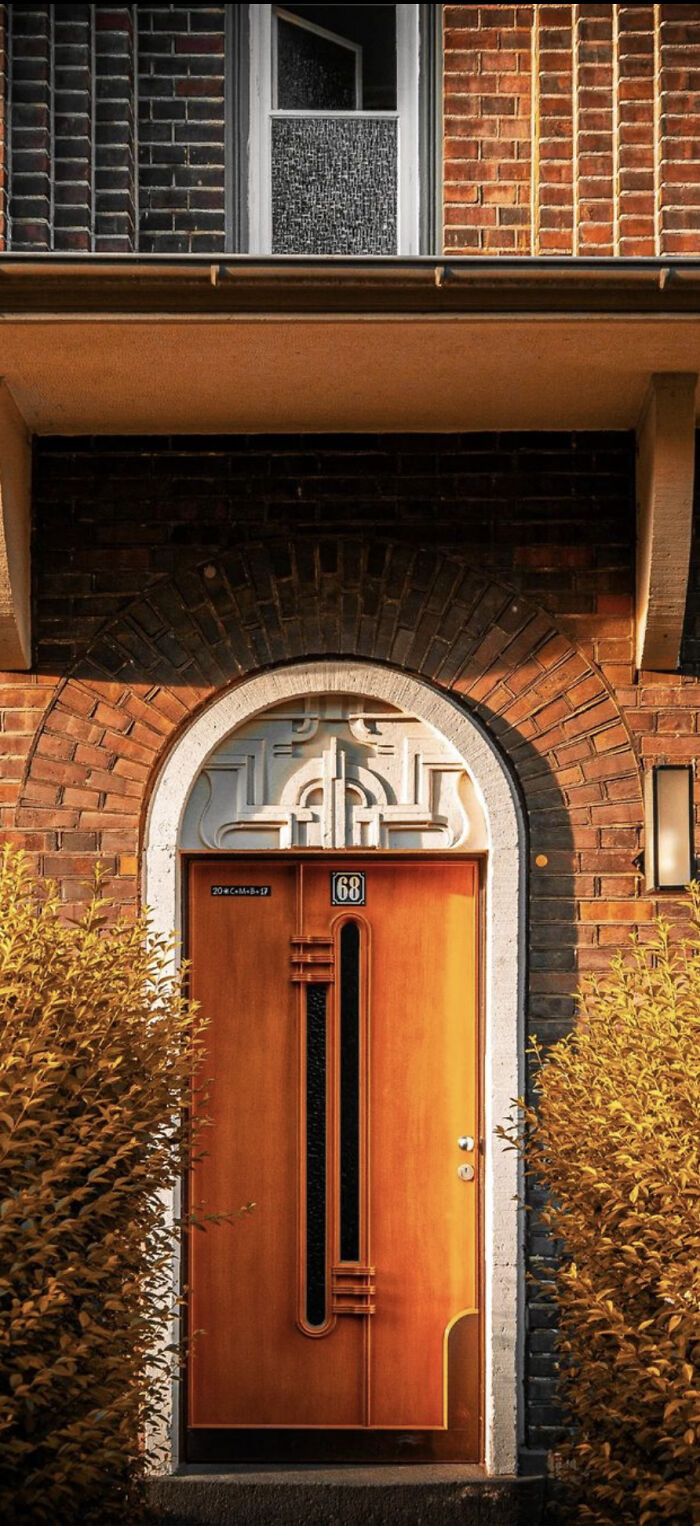 R/Brick_expressionism - 1920s Expressionist Doorway In Cologne