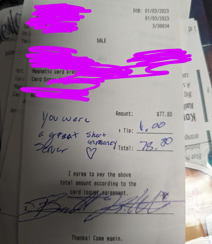 "Fuiste una camarera genial, estoy corto de dinero". Odio a la gente